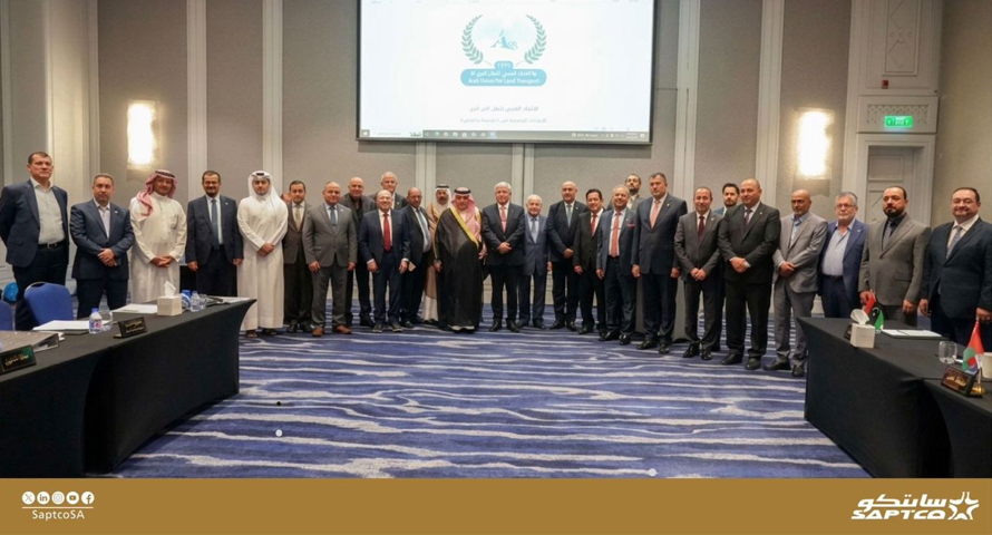 خلال احتفال الاتحاد العربي للنقل البري باليوبيل الذهبي في عمّان تكريم م . خالد الحقيل رئيسًا فخريًا للاتحاد العربي للنقل البري وانتخابه رئيسًا لهيئة خبراء النقل العرب